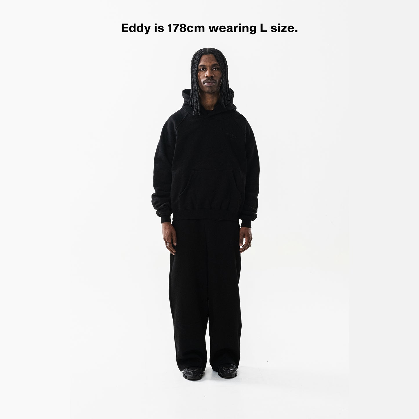 BLACK CORE HOODIE